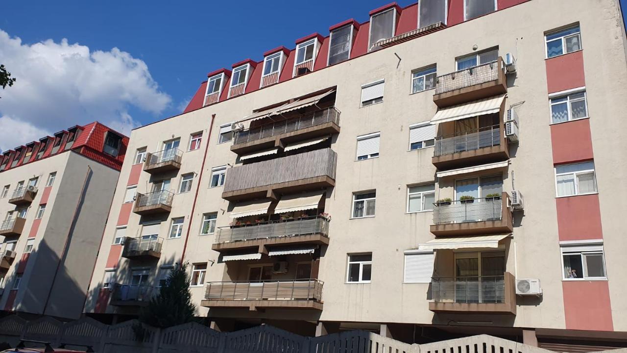 Apartament Tokyo Bukarest Eksteriør billede